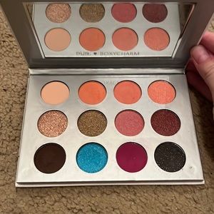 Pur x Boxycharm eyeshadow palette